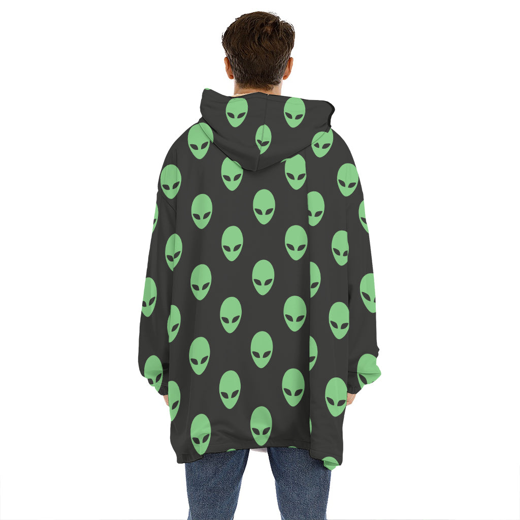 Green Alien Face Print Hoodie Blanket