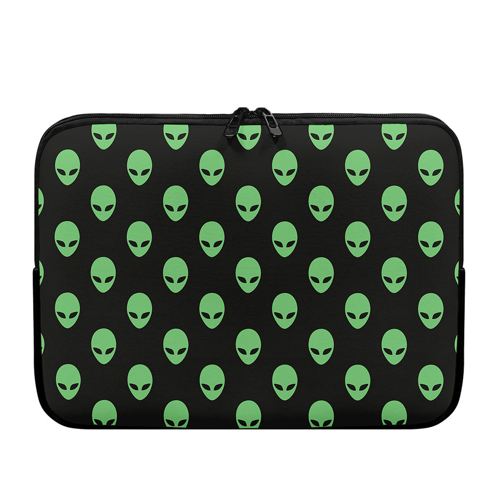 Green Alien Face Print Laptop Sleeve