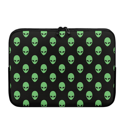 Green Alien Face Print Laptop Sleeve