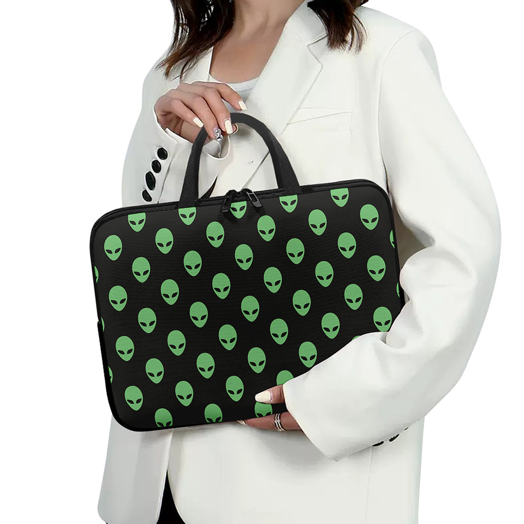 Green Alien Face Print Laptop Sleeve With Handle