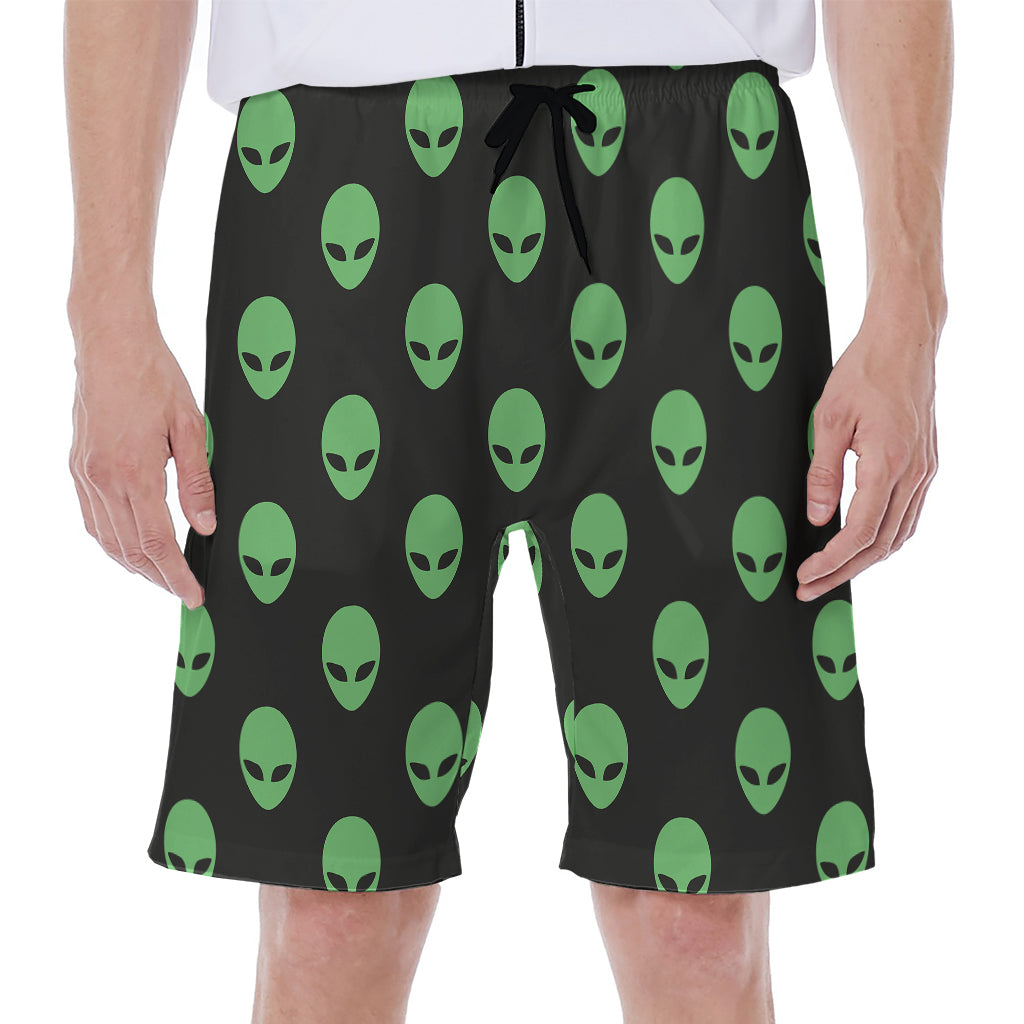 Green Alien Face Print Men's Beach Shorts