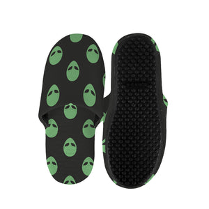 Green Alien Face Print Slippers