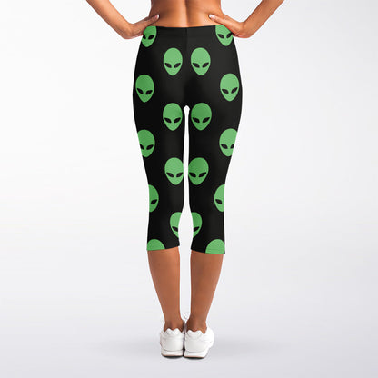 Green Alien Face Print Women's Capri Leggings