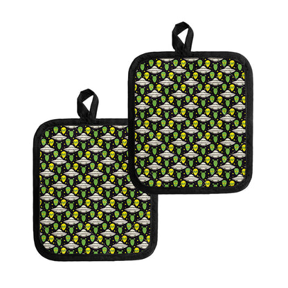 Green Alien UFO Space Print Pot Holders