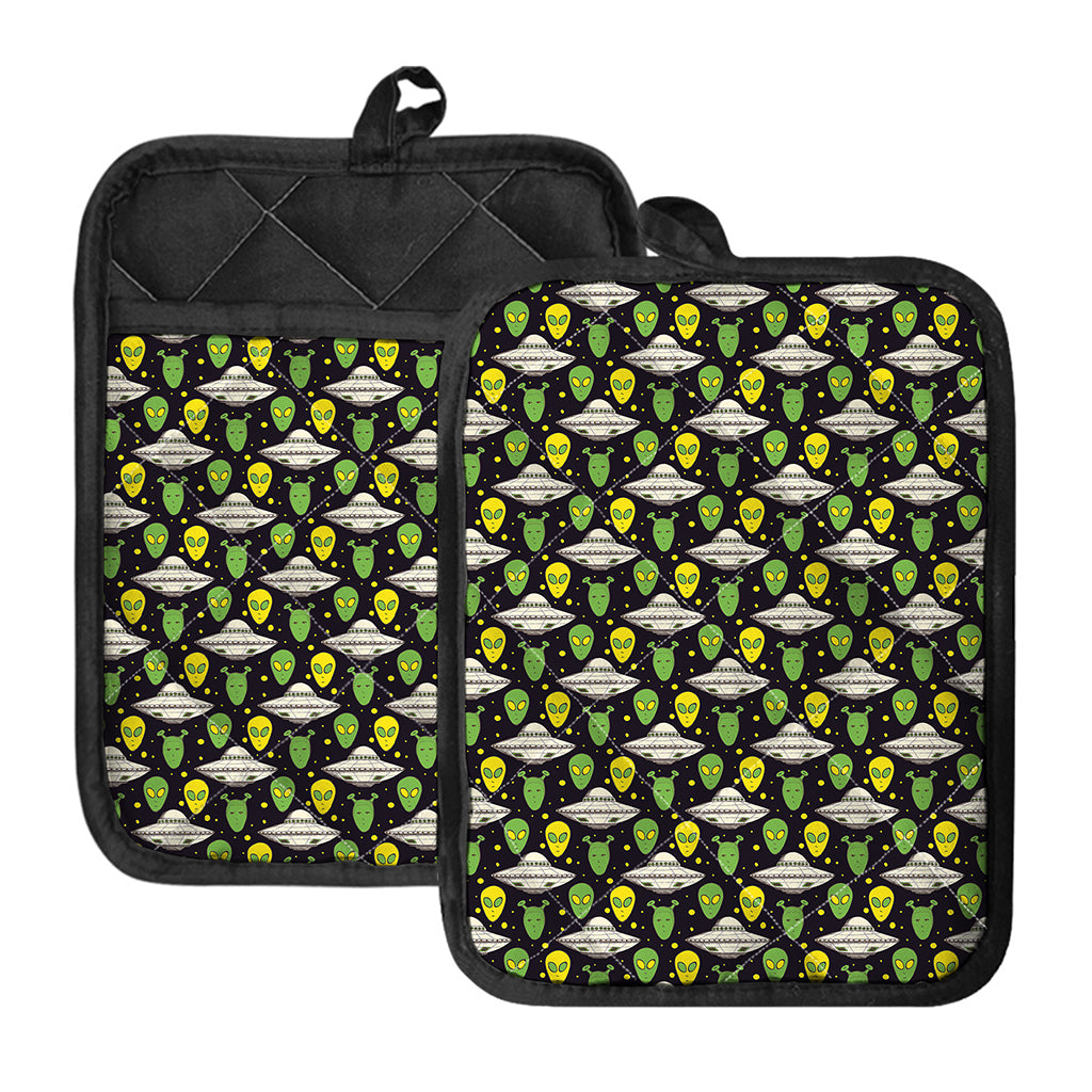 Green Alien UFO Space Print Pot Holders With Pocket