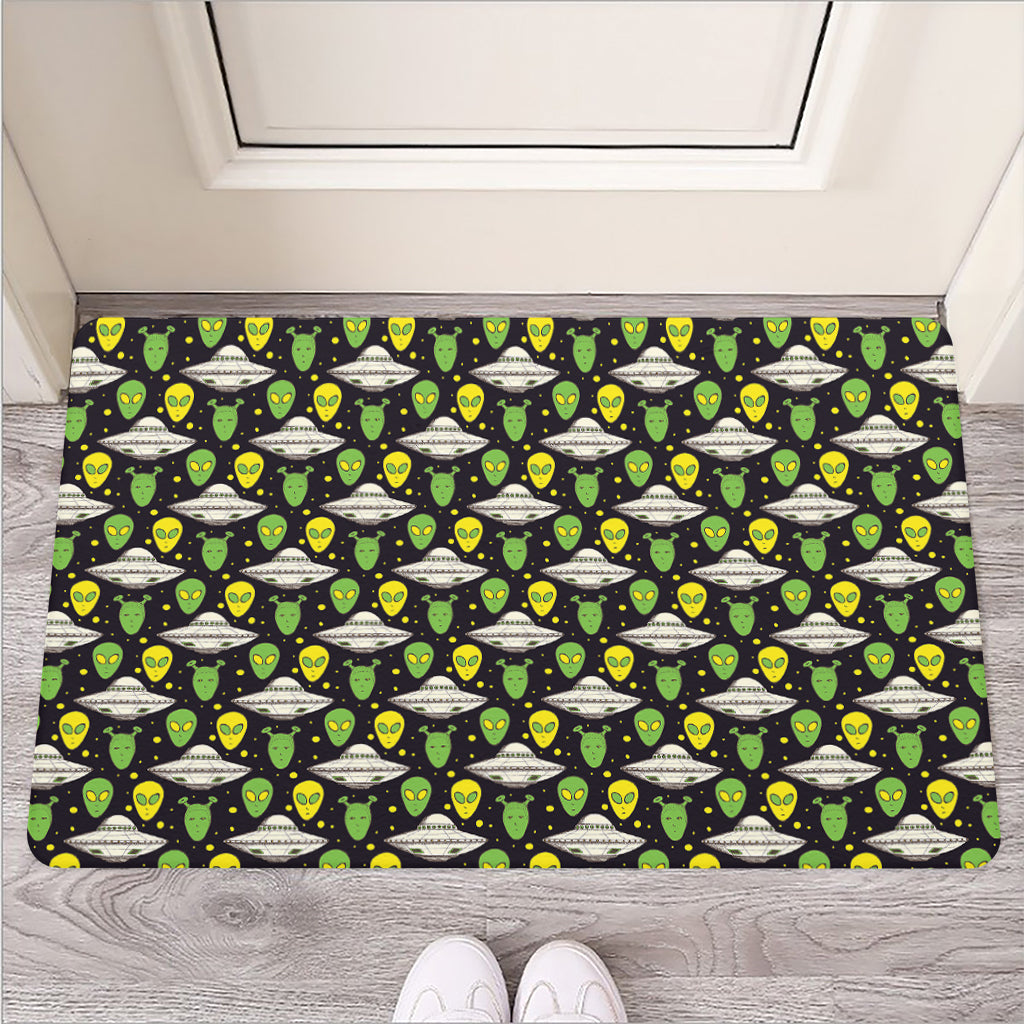 Green Alien UFO Space Print Rubber Doormat