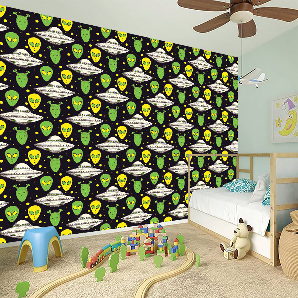 Green Alien UFO Space Print Wall Sticker