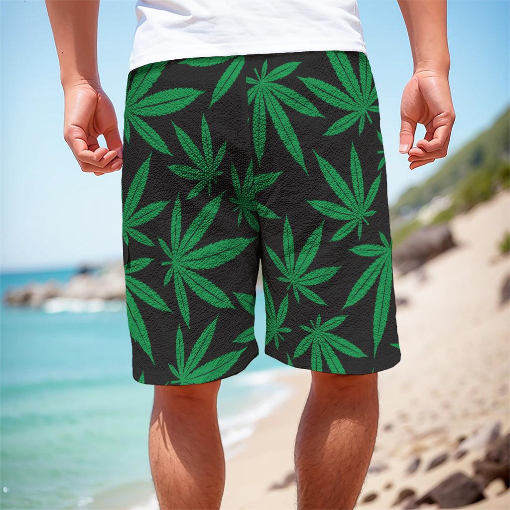 Green And Black Cannabis Leaf Print Men's Cargo Shorts