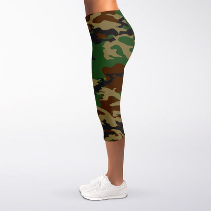 Green And Brown Camouflage Print Women's Capri Leggings