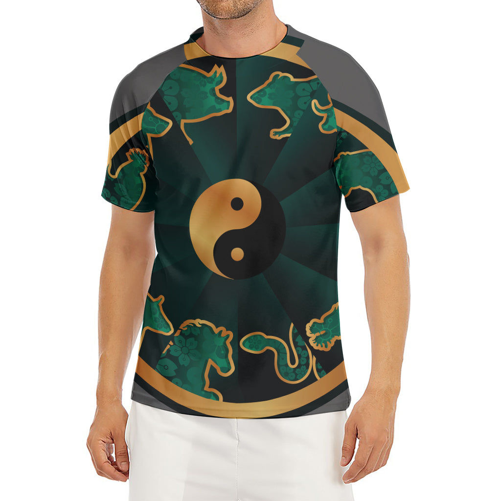 Green And Gold Chinese Zodiac Print Men's Short Sleeve Rash Guard