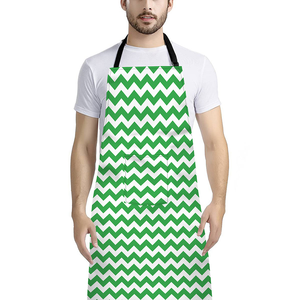 Green And White Chevron Pattern Print Bib Apron With Pocket