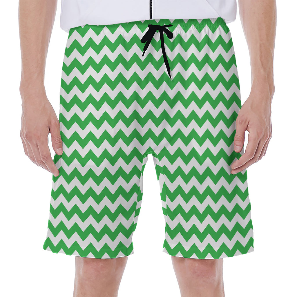 Green And White Chevron Pattern Print Men's Beach Shorts