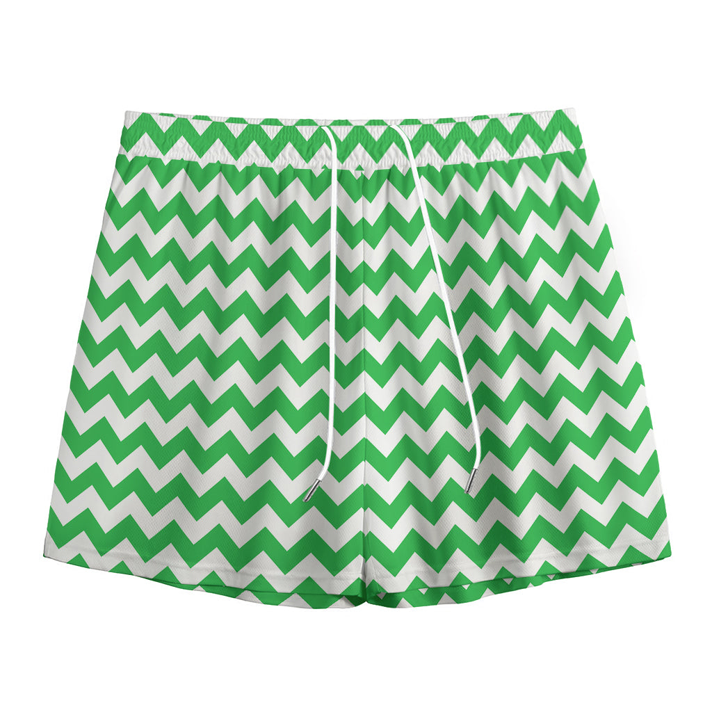Green And White Chevron Pattern Print Mesh Shorts