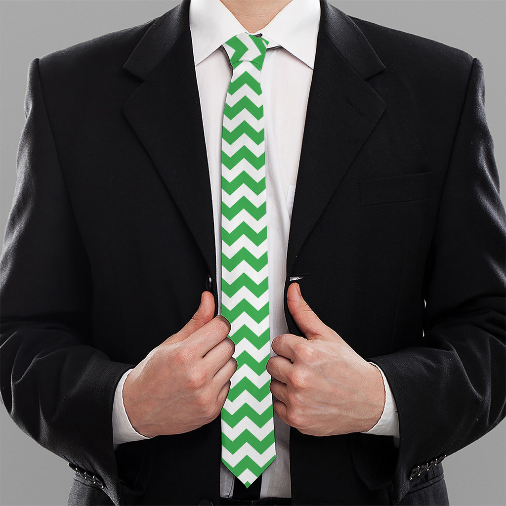 Green And White Chevron Pattern Print Necktie