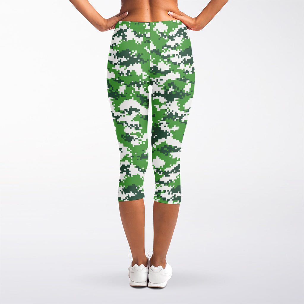 Green And White Digital Camo Print Women's Capri Leggings