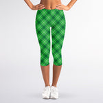 Green And White Plaid Pattern Print Women's Capri Leggings