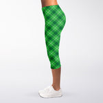 Green And White Plaid Pattern Print Women's Capri Leggings