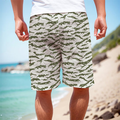 Green And White Tiger Stripe Camo Print Men's Cargo Shorts