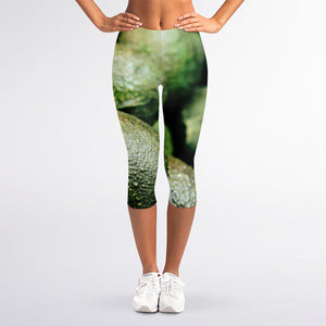 Green Avocado Print Women's Capri Leggings