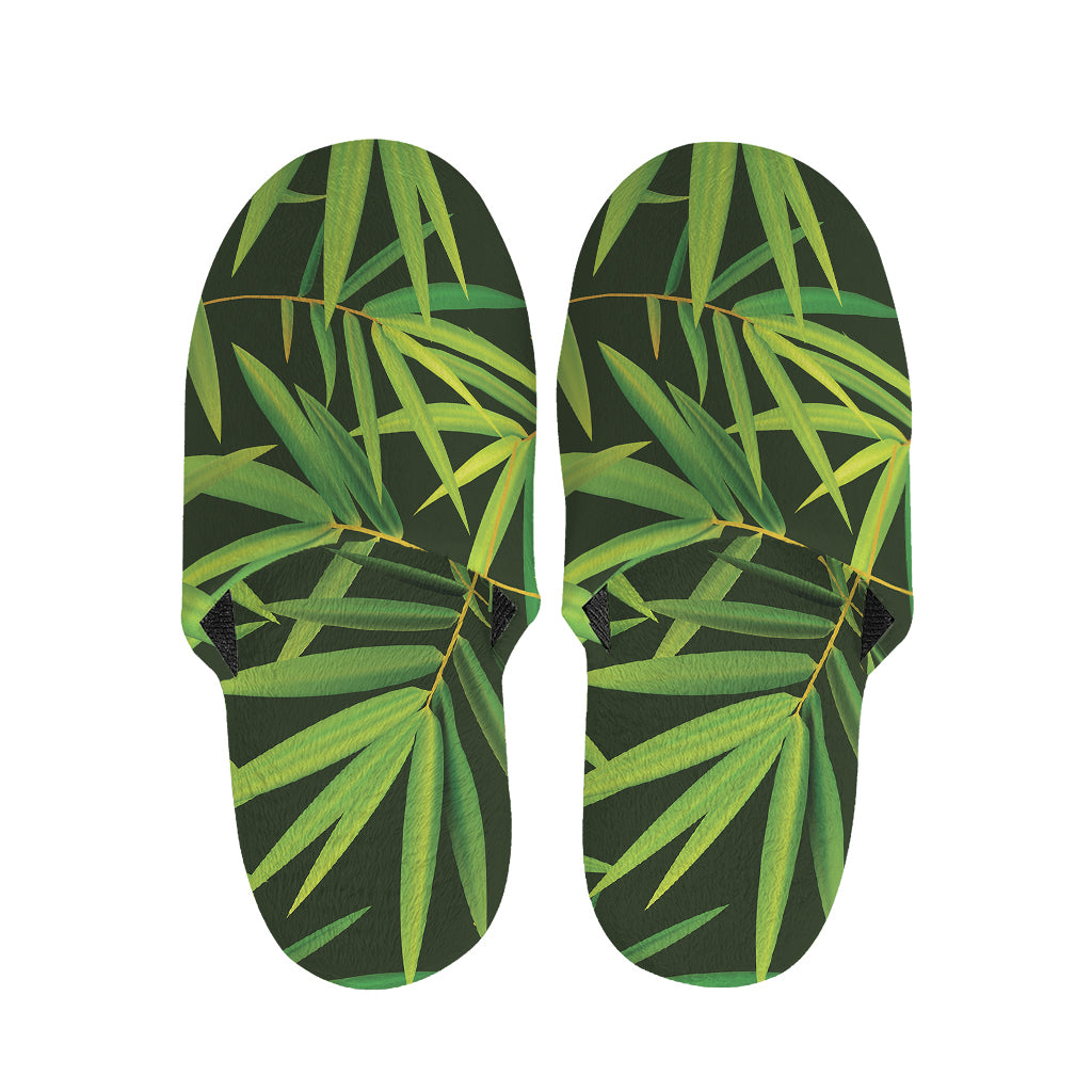 Green Bamboo Leaf Pattern Print Slippers