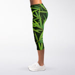 Green Bamboo Leaf Pattern Print Women's Capri Leggings