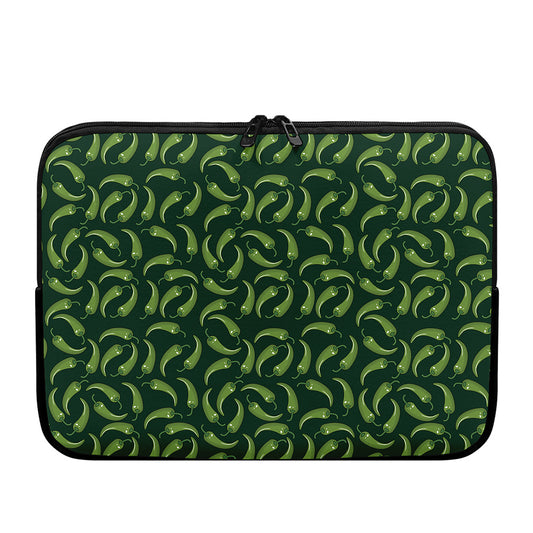 Green Chili Peppers Pattern Print Laptop Sleeve