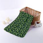 Green Chili Peppers Pattern Print Towel