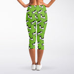 Green Doodle Bull Terrier Pattern Print Women's Capri Leggings