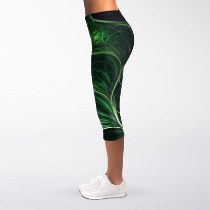 Green Fractal Print Women's Capri Leggings