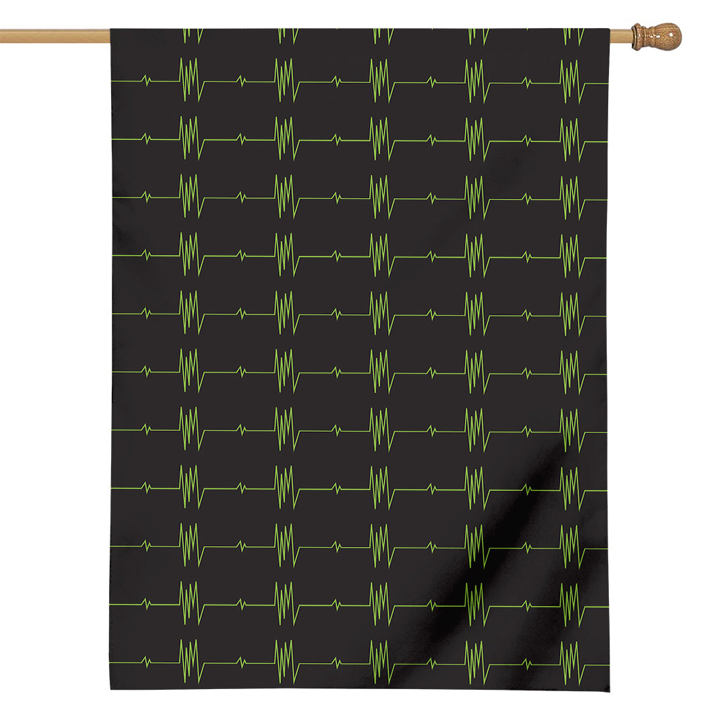 Green Heartbeat Pattern Print House Flag