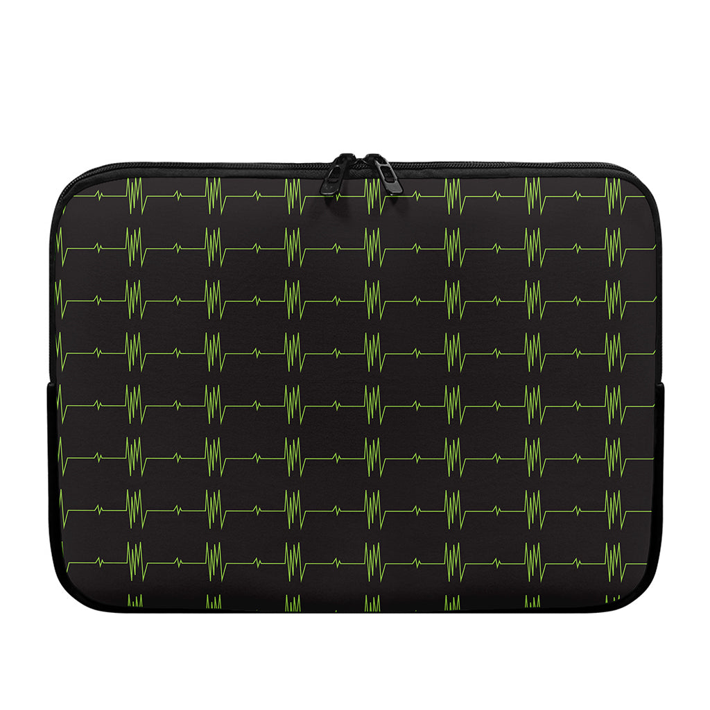 Green Heartbeat Pattern Print Laptop Sleeve