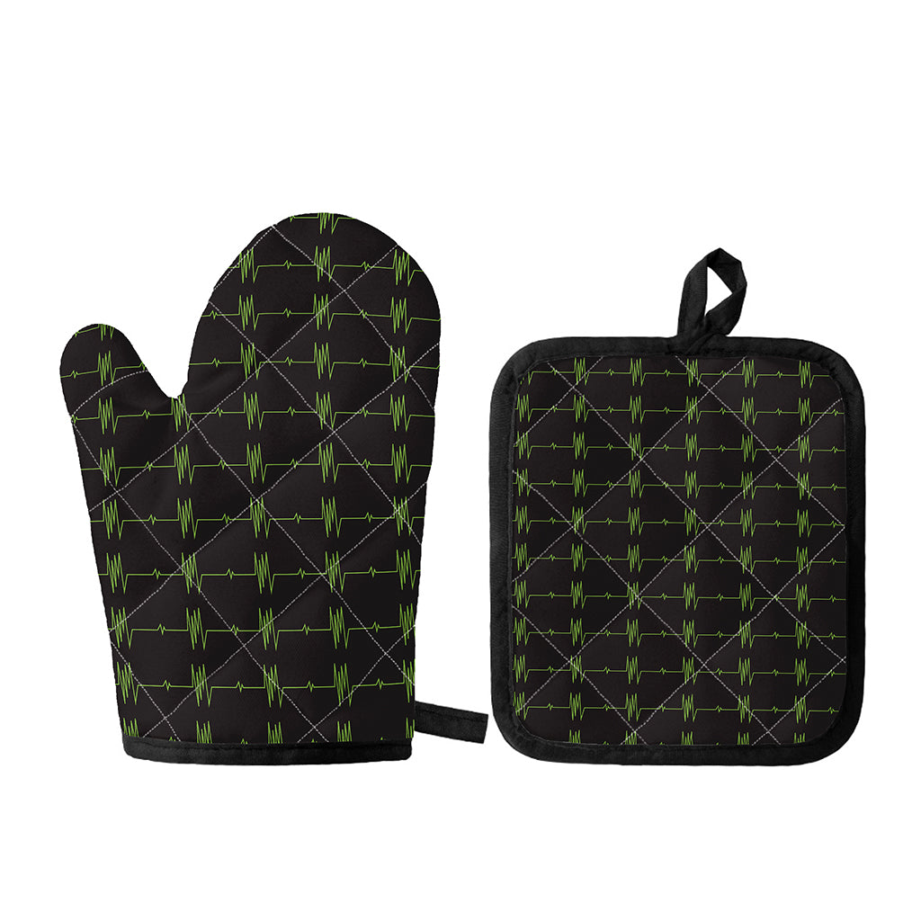 Green Heartbeat Pattern Print Oven Mitt And Pot Holder Set