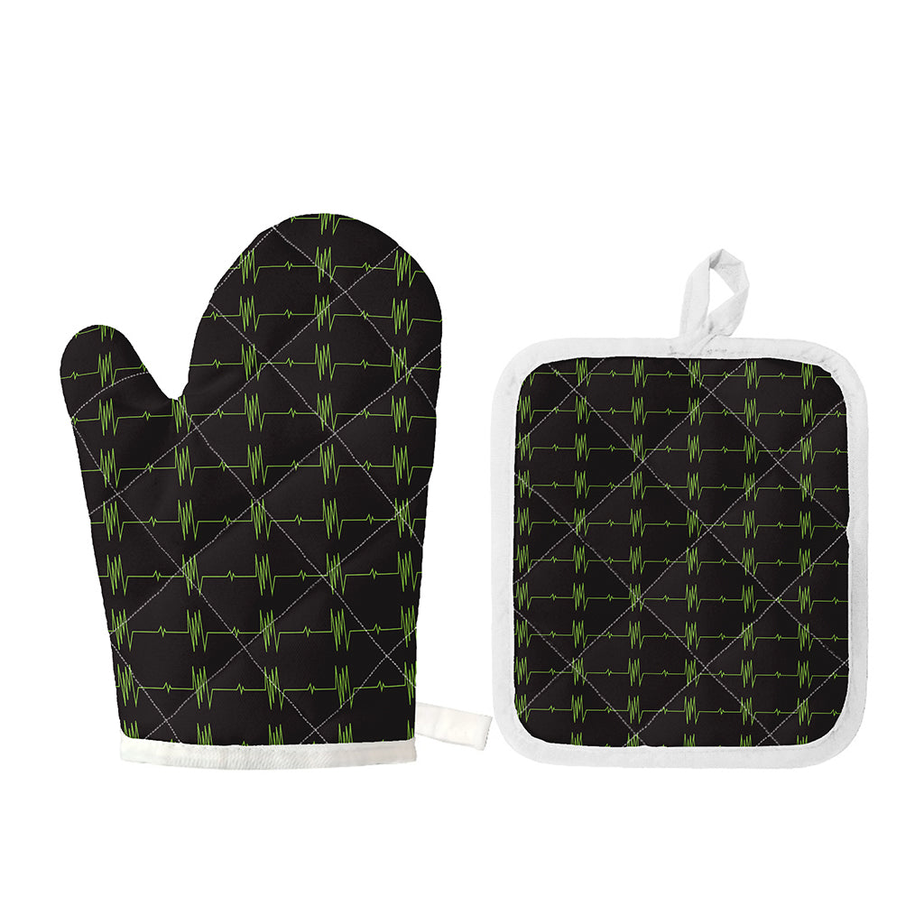 Green Heartbeat Pattern Print Oven Mitt And Pot Holder Set