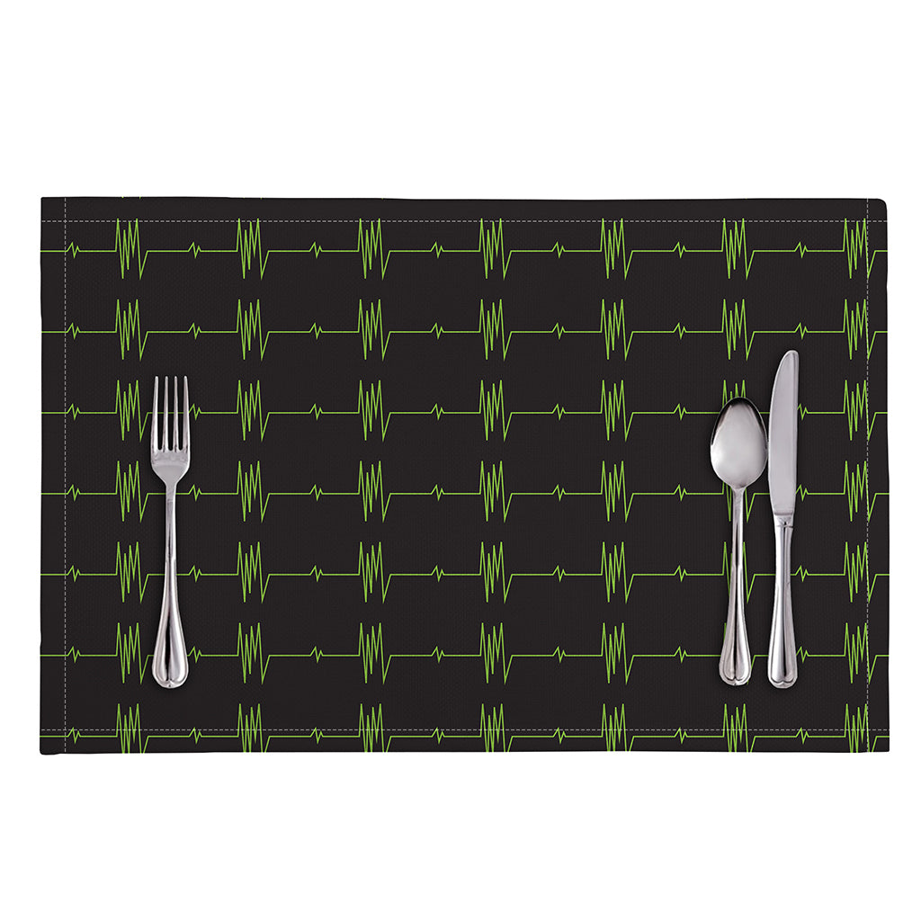 Green Heartbeat Pattern Print Placemat