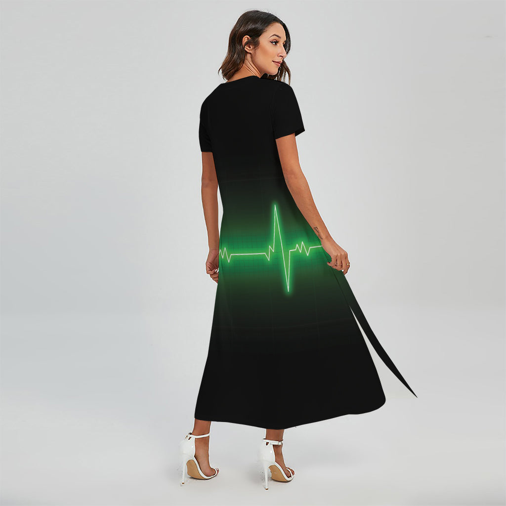 Green Heartbeat Print Short Sleeve Maxi Dress