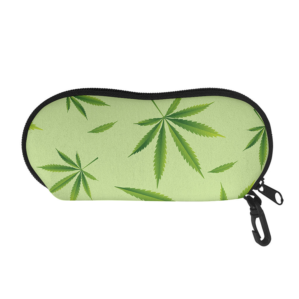 Green Hemp Leaves Pattern Print Glasses Case