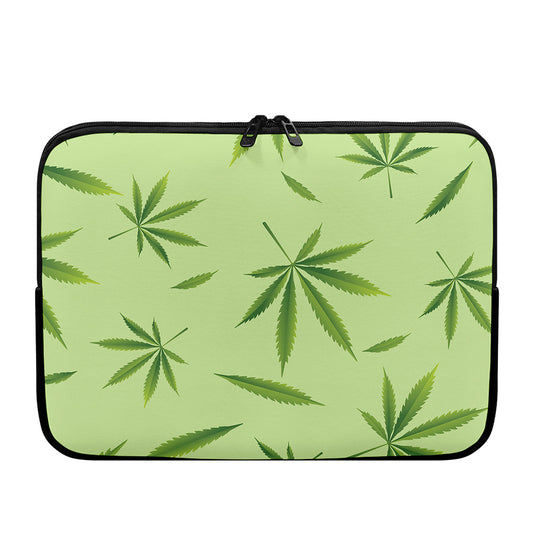 Green Hemp Leaves Pattern Print Laptop Sleeve