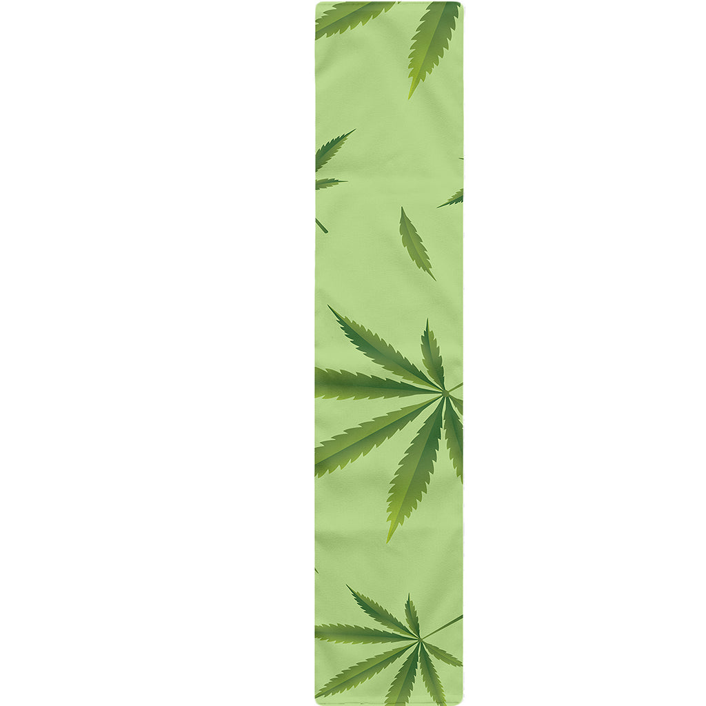 Green Hemp Leaves Pattern Print Table Runner