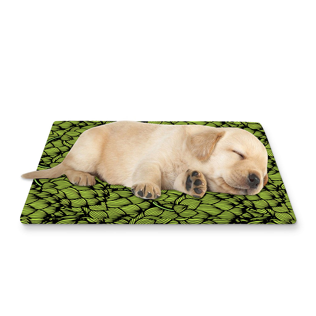 Green Hop Cone Pattern Print Pet Cooling Mat Cover