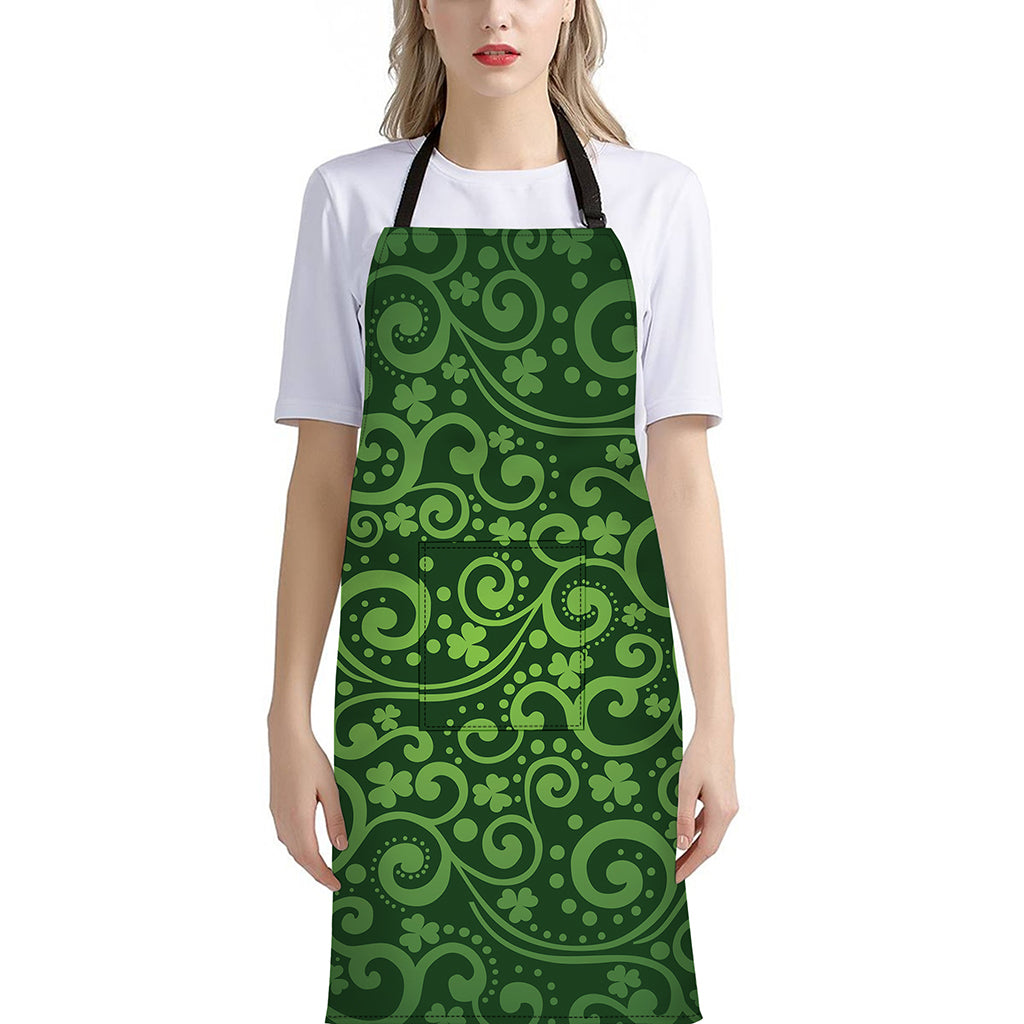 Green Irish Saint Patrick's Day Print Bib Apron With Pocket