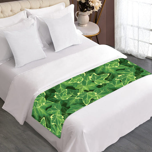 Green Ivy Leaf Pattern Print Bed Runner