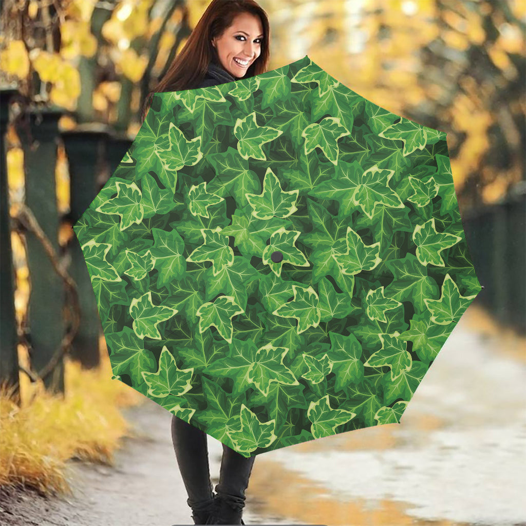 Green Ivy Leaf Pattern Print Foldable Umbrella