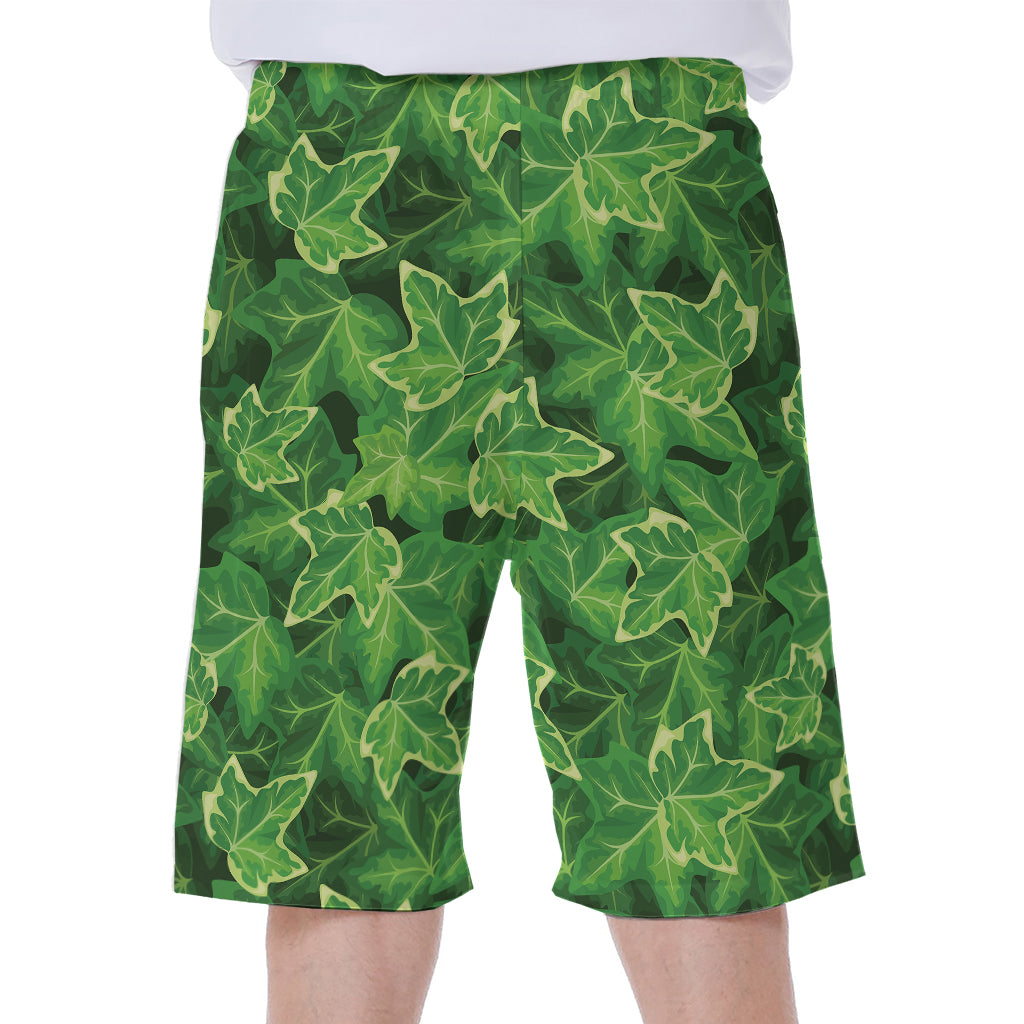 Green Ivy Leaf Pattern Print Men's Beach Shorts