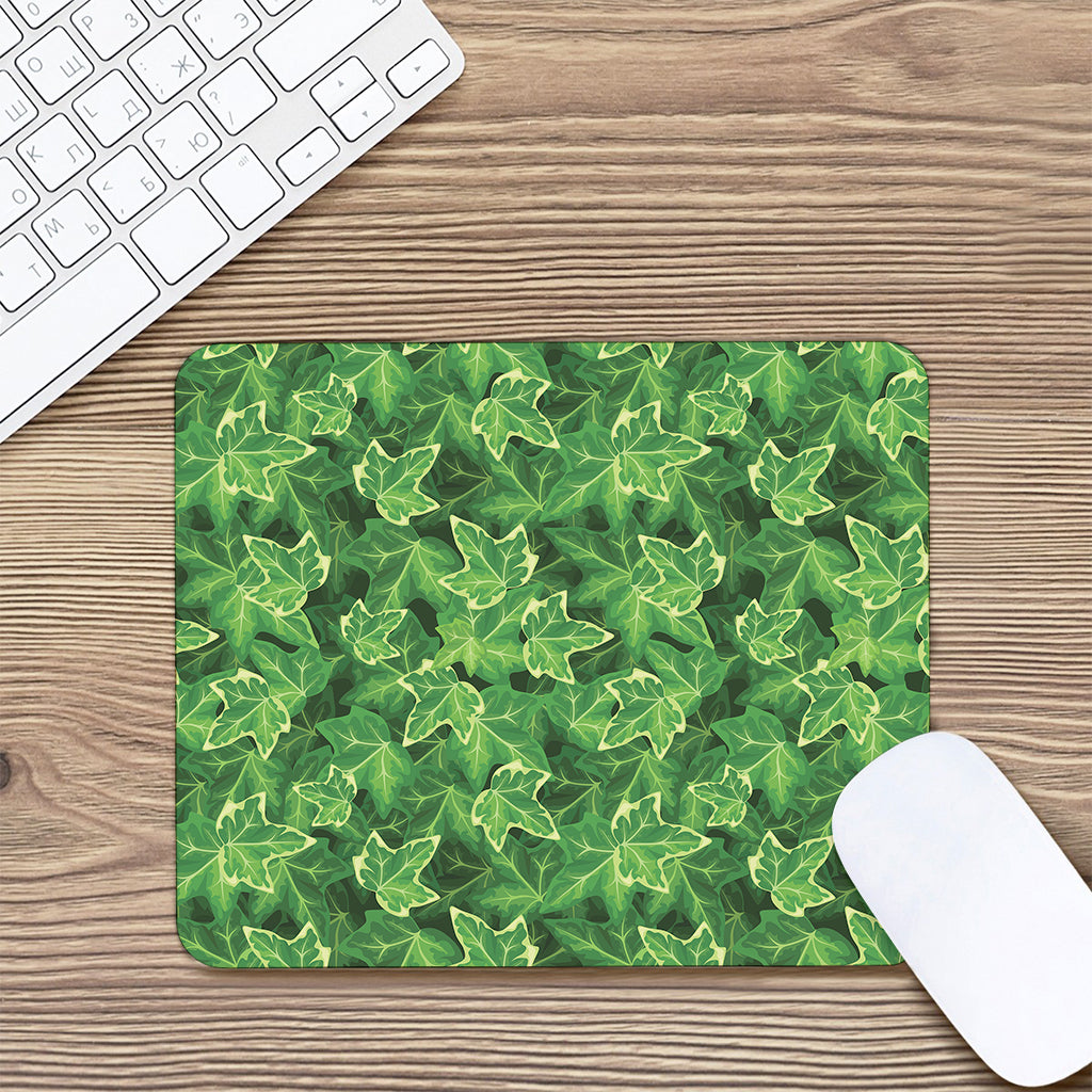 Green Ivy Leaf Pattern Print Mouse Pad