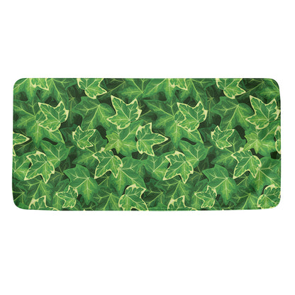 Green Ivy Leaf Pattern Print Towel