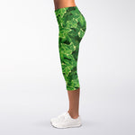 Green Ivy Leaf Pattern Print Women's Capri Leggings