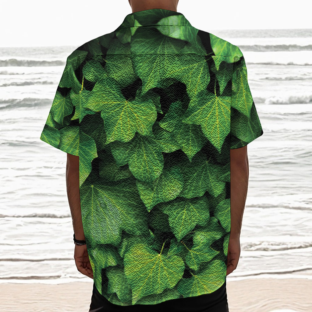 Green Ivy Leaf Print Textured Short Sleeve Shirt