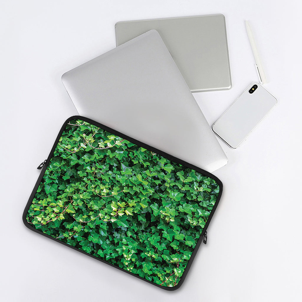 Green Ivy Wall Print Laptop Sleeve