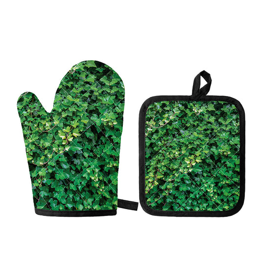 Green Ivy Wall Print Oven Mitt And Pot Holder Set
