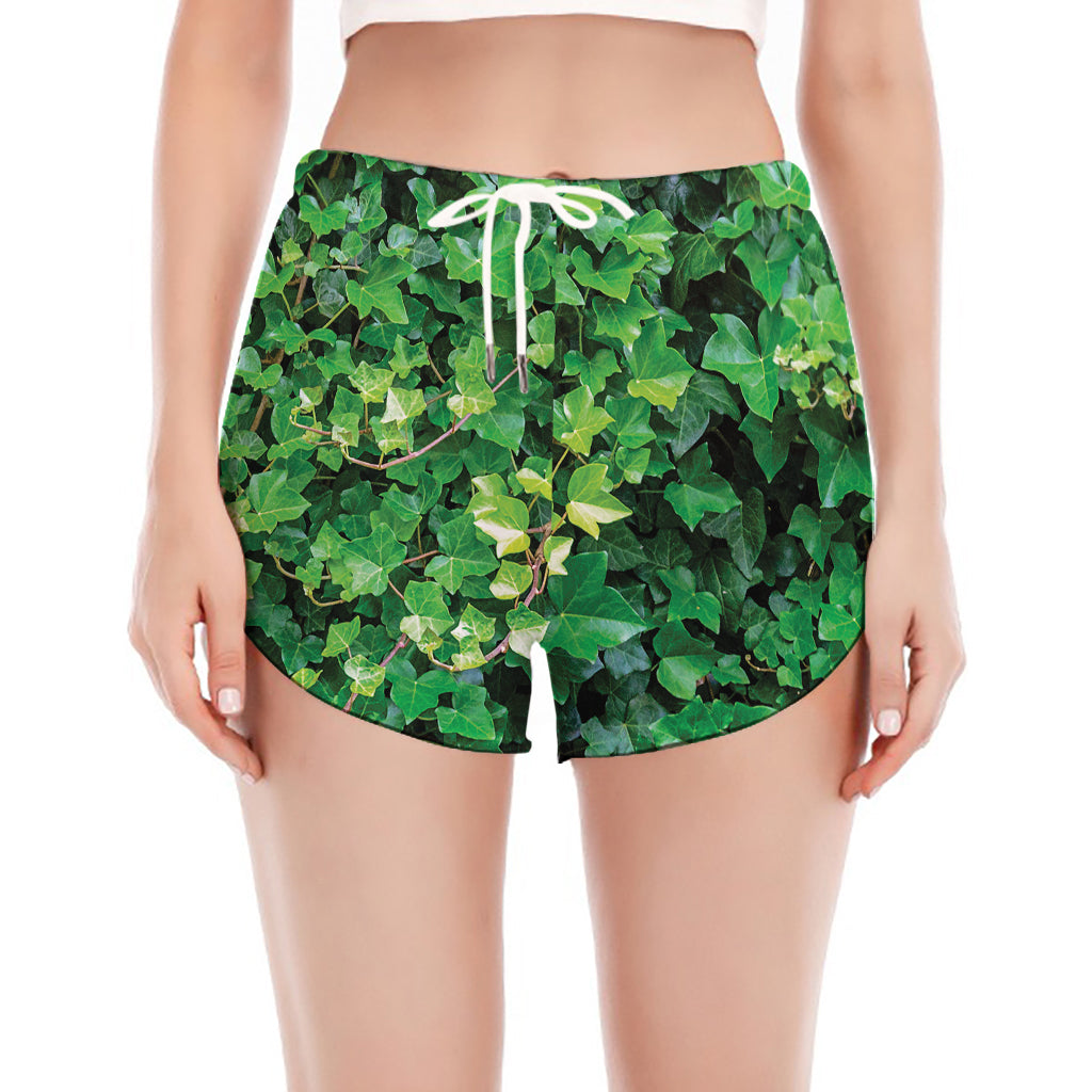 Green Ivy Wall Print Women's Split Running Shorts